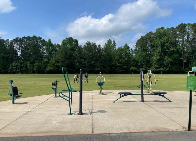 Photo of 446 Ravine Dr, Woodstock, GA 30188