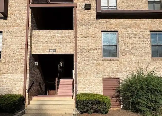 Property at 11611 Stoneview Sq Unit 70/12C, Reston, VA, 20191, 3 beds, 2 baths, [object Object]