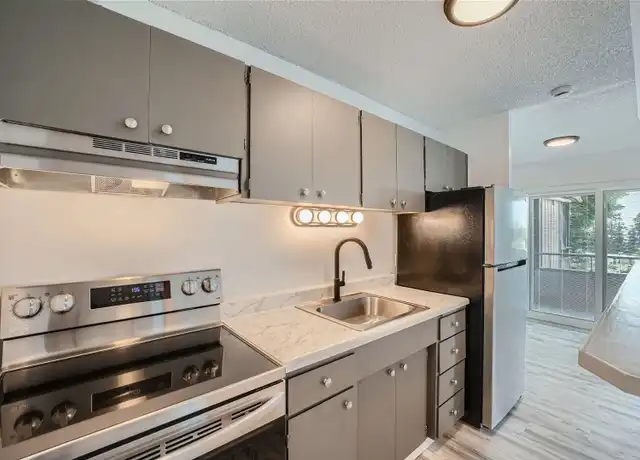 Property at 22805 30th Ave S Unit 203, Des Moines, WA, 98198, 1 bed, 1 bath, [object Object]