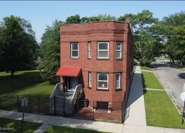 Property at 5200 S Carpenter St Unit 2 Rear, Chicago, IL, 60609, 2 beds, 1 bath, [object Object]