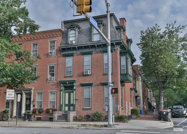 Property at 232 Forster St Unit 2, Harrisburg, PA, 17102, 1 bed, 1 bath, [object Object]