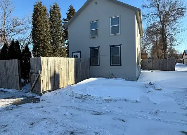 Property at 509 1st St W, Jamestown, ND, 58401, 3 beds, 2 baths, [object Object]