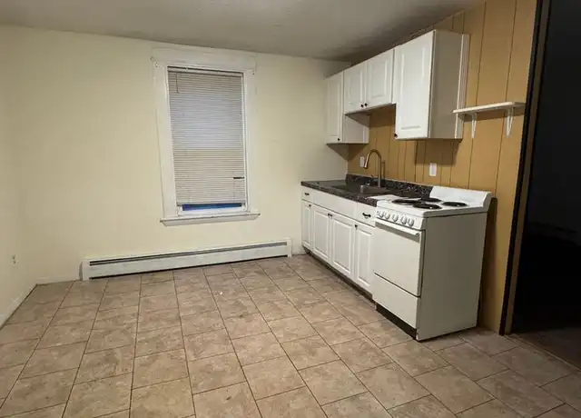 Property at 411 N Main St Unit 26, Bristol, CT, 06010, 1 bed, 1 bath, [object Object]