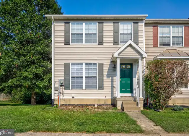 Property at 213 Copperfield Ln, Winchester, VA, 22602, 3 beds, 1.5 baths, [object Object]
