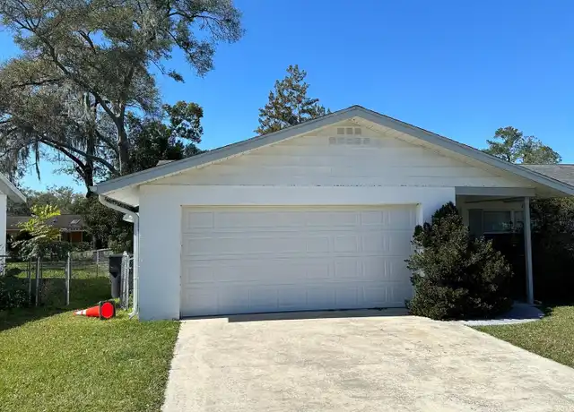 Property at 1540 NE 17th Ct, Ocala, FL, 34470, 3 beds, 2 baths, [object Object]