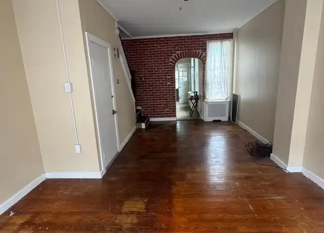 Property at 328 Miller St, Reading, PA, 19602, 3 beds, 1 bath, [object Object]