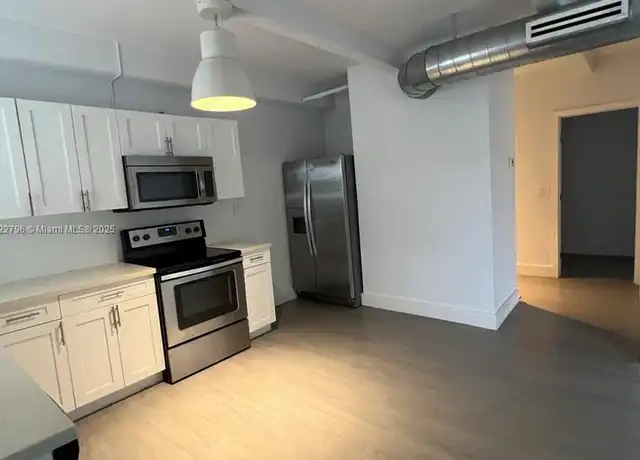 Property at 7745 SW 86th St Unit D414, Miami, FL, 33143, 1 bed, 1.5 baths, [object Object]