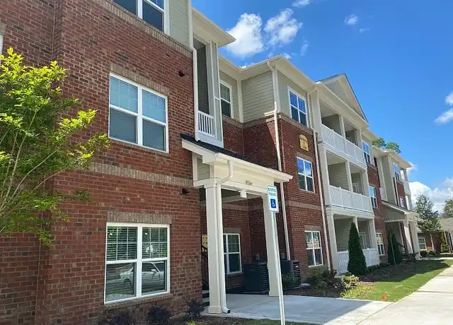 Property at Parkside at Main Apartments - 1000 Princeton Elm Ct, Simpsonville, SC, 29681, 1-2 bed, 1-2 bath, [object Object]