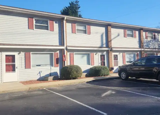 Property at 1021 Salisbury St Unit B, Kernersville, NC, 27284, 2 beds, 1.5 baths, [object Object]