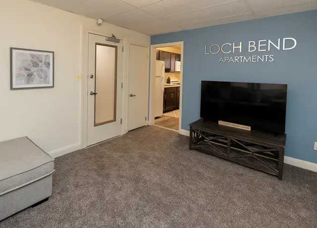 Photo of 8703 Loch Bend Dr, Parkville, MD 21234