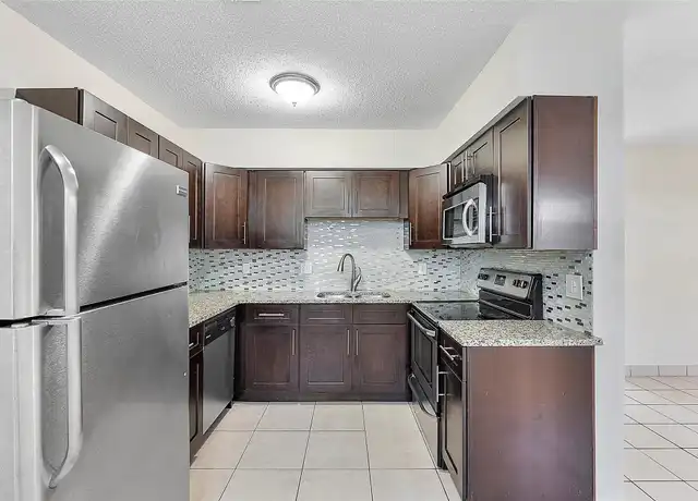 Property at 2500 SW 18th Ter Unit 2, Fort Lauderdale, FL, 33315, 2 beds, 1 bath, [object Object]