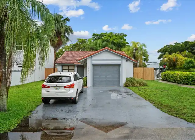 Property at 9501 SW 151st Ave, Miami, FL, 33196, 3 beds, 2 baths, [object Object]