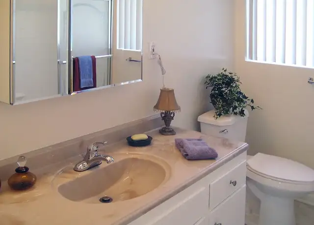 Photo of 4550 Montair Ave, Long Beach, CA 90808