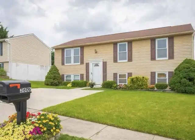 Property at 3606 Melanie Rd, Parkville, MD, 21234, 3 beds, 2 baths, [object Object]