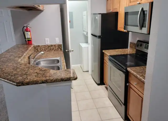Property at 232 Afton Sq #107, Altamonte Springs, FL, 32714, 1 bed, 1 bath, [object Object]