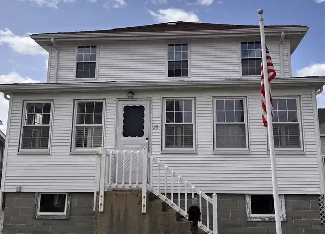 Property at 28 13th Rd, Marshfield, MA, 02050, 4 beds, 2 baths, [object Object]