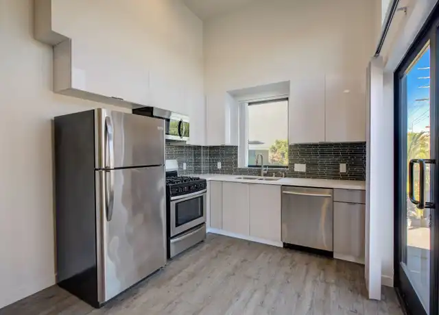 Property at 753 Lillian Way Unit 8, Los Angeles, CA, 90038, 0 beds, 1 bath, [object Object]
