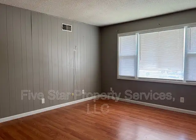 Property at 205 W Allen St Unit 315, Springfield, IL, 62704, 1 bed, 1 bath, [object Object]