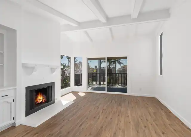 Property at 559 4th St, Encinitas, CA, 92024, 3 beds, 2.5 baths, [object Object]