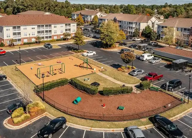 Property at Reserve at Bradbury Place - 560 W New Hope Rd, Goldsboro, NC, 27534, 1-2 bed, 1-2 bath, [object Object]