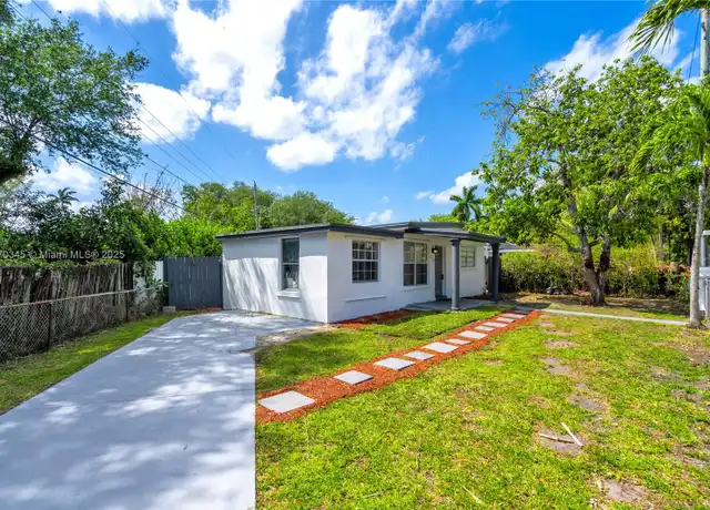 Property at 3494 SW 56th Ave Unit 3494, West Park, FL, 33023, 3 beds, 2 baths, [object Object]