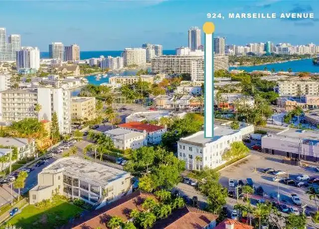 Property at 924 Marseille Dr, Miami Beach, FL, 33141, 2 beds, 1 bath, [object Object]