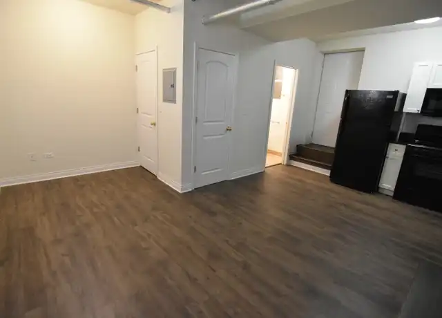 Property at 712 W Grace St Unit GR 712-BN, Chicago, IL, 60613, 0 beds, 1 bath, [object Object]