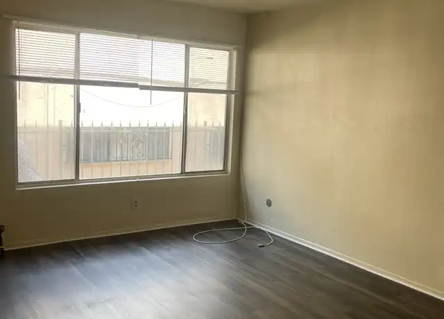 Property at 1451 W 105th St Unit 2, Los Angeles, CA, 90047, 2 beds, 1.5 baths, [object Object]