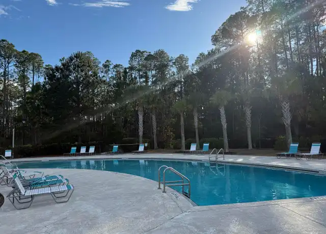 Property at 328 N Sand Palm Rd, Freeport, FL, 32439, 3 beds, 2 baths, [object Object]