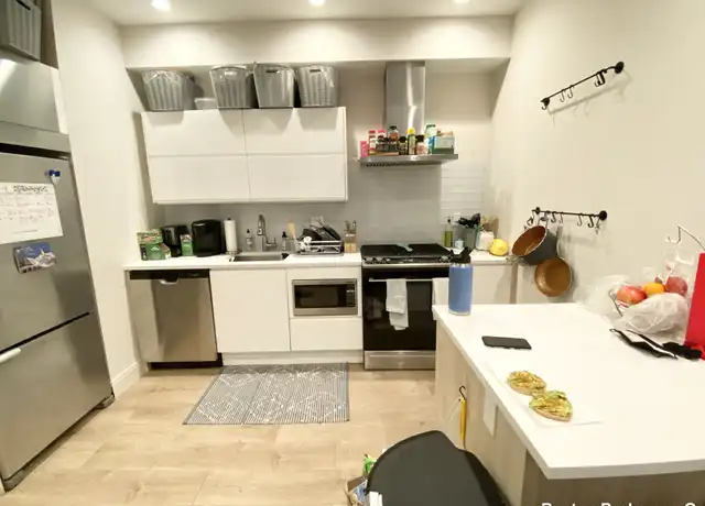 Property at 118 Buttonwood St Unit 3, Boston, MA, 02125, 4 beds, 2 baths, [object Object]