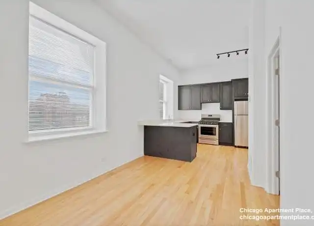 Property at 3257 N Sheffield Ave, Chicago, IL, 60657, 1 bed, 1 bath, [object Object]