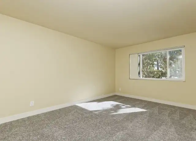 Property at 150 Haas Ave Unit 202, San Leandro, CA, 94577, 2 beds, 1 bath, [object Object]