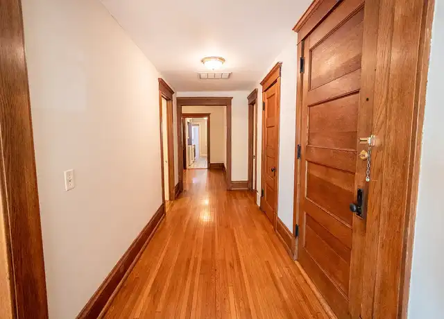 Property at St. Anthony Flats - 207 Virginia St, St Paul, MN, 55102, 2 beds, 1 bath, [object Object]