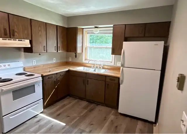 Property at 573 N Union St, Ripon, WI, 54971, 2 beds, 1 bath, [object Object]