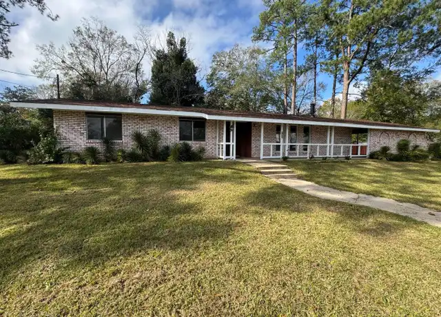 Property at 703 Whitney Dr, Deridder, LA, 70634, 3 beds, 2 baths, [object Object]