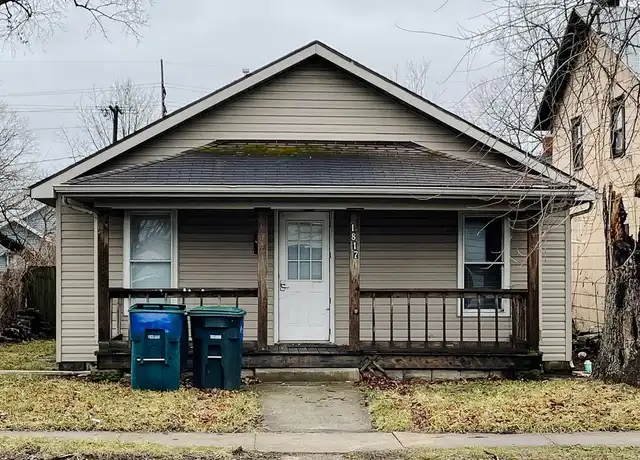 Property at 1817 W 8th St, Muncie, IN, 47302, 3 beds, 1 bath, [object Object]