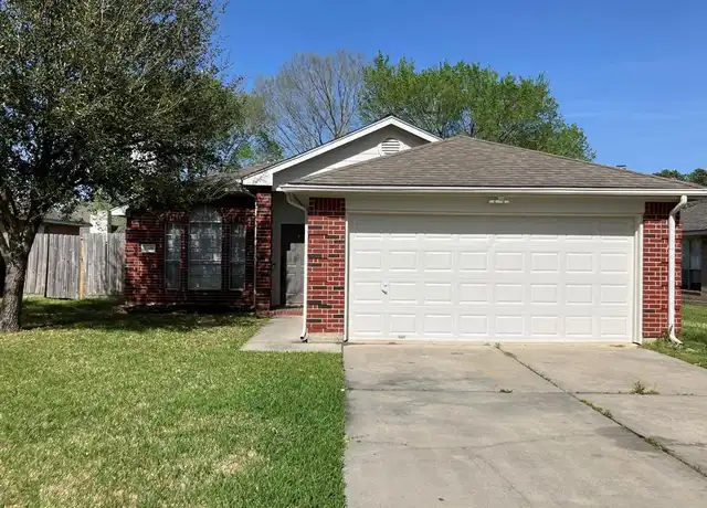 Property at 10606 Twin Circles Dr, Montgomery, TX, 77356, 3 beds, 2 baths, [object Object]