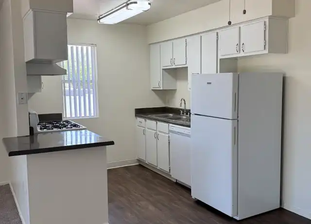Property at 9777 N Thornydale Rd Unit ROAD9105, Tucson, AZ, 85742, 1 bed, 1 bath, [object Object]
