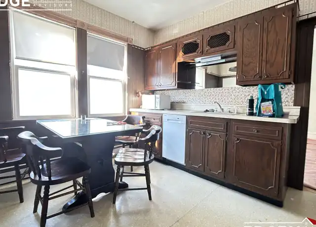 Property at 7 Aldie St Unit 2, Allston, MA, 02134, 4 beds, 1 bath, [object Object]
