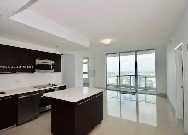 Property at 90 SW 3rd St #4106, Miami, FL, 33130, 2 beds, 2 baths, [object Object]