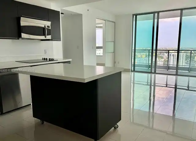 Property at 90 SW 3rd St #4106, Miami, FL, 33130, 2 beds, 2 baths, [object Object]