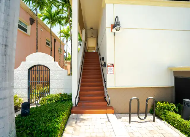Property at 831 E Palmetto Park Rd Unit 827, Boca Raton, FL, 33432, 1 bed, 1 bath, [object Object]
