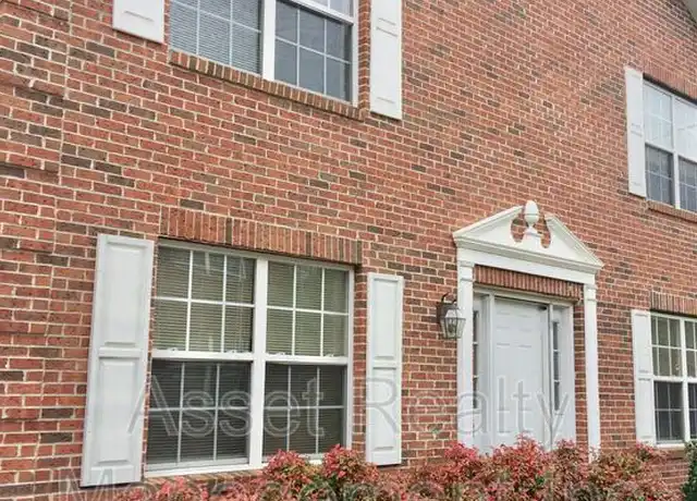 Property at 203 Sweet Gum Ln, Oak Ridge, TN, 37830, 3 beds, 2.5 baths, [object Object]