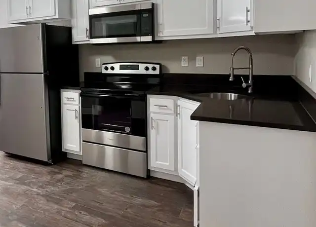 Property at 697 25th St SE Unit 681, Salem, OR, 97301, 2 beds, 1 bath, [object Object]