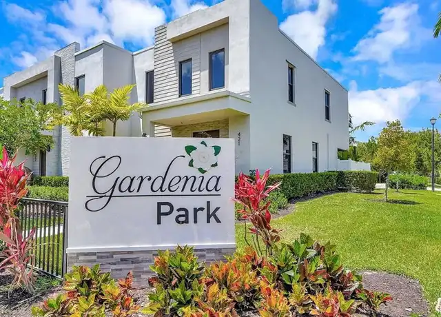 Property at 549 NW 17th St, Fort Lauderdale, FL, 33311, 3 beds, 2.5 baths, [object Object]