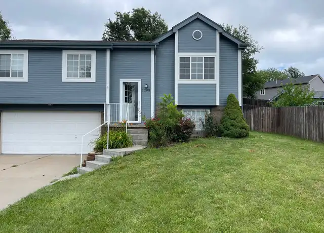 Property at 1208 Rawhide Rd, Papillion, NE, 68046, 3 beds, 2 baths, [object Object]