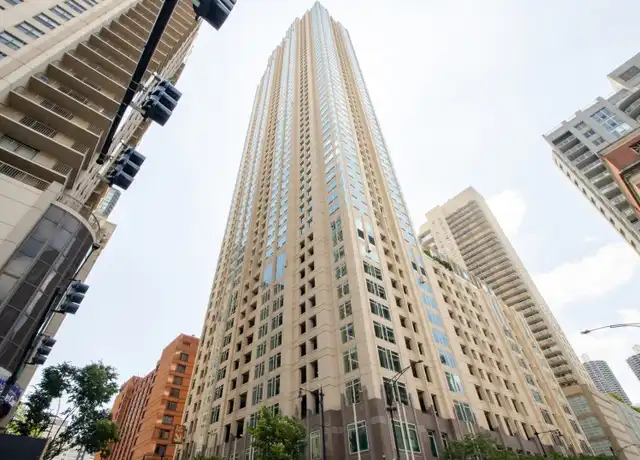 Property at 33 W Ontario St Unit 38C, Chicago, IL, 60654, 1 bed, 1 bath, [object Object]