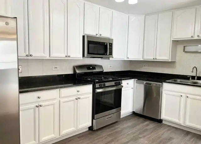 Property at DG Crossing - 5202 Washington St, Downers Grove, IL, 60515, 2 beds, 2 baths, [object Object]