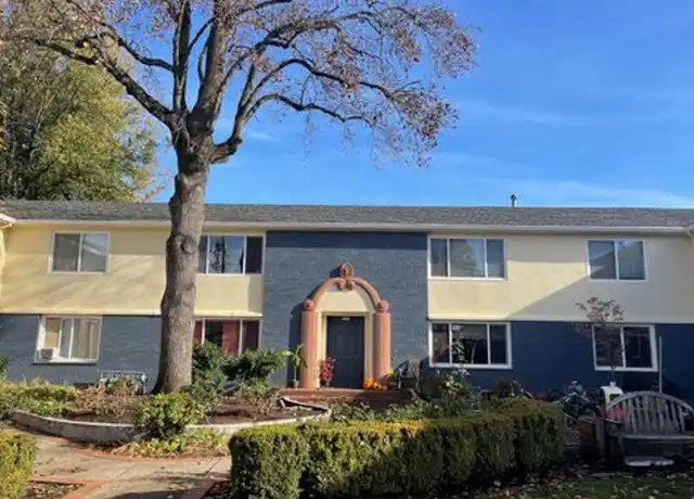 Property at 5741-5745 SE 17th Ave Unit 45-2, Portland, OR, 97202, 2 beds, 1 bath, [object Object]