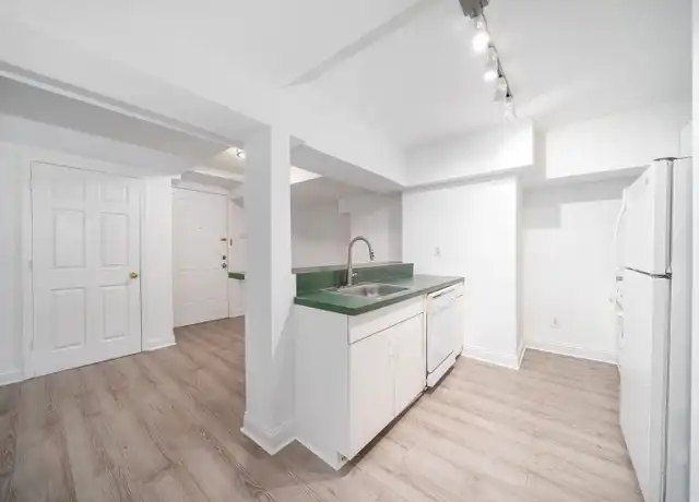 Property at 151 Sip Ave #40, Jersey City, NJ, 07306, 2 beds, 1 bath, [object Object]